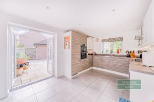 Photo 10- click for photo gallery